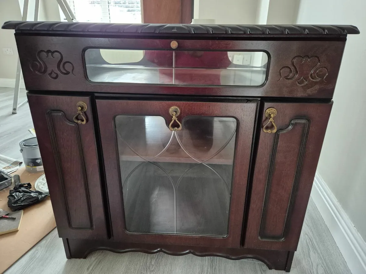 TV Corner Unit - Image 1