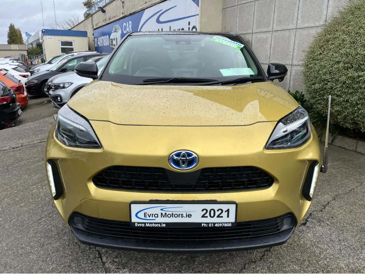 Toyota Yaris Cross Z HYBRID AUTOMATIC 1.5 PETROL / - Image 4