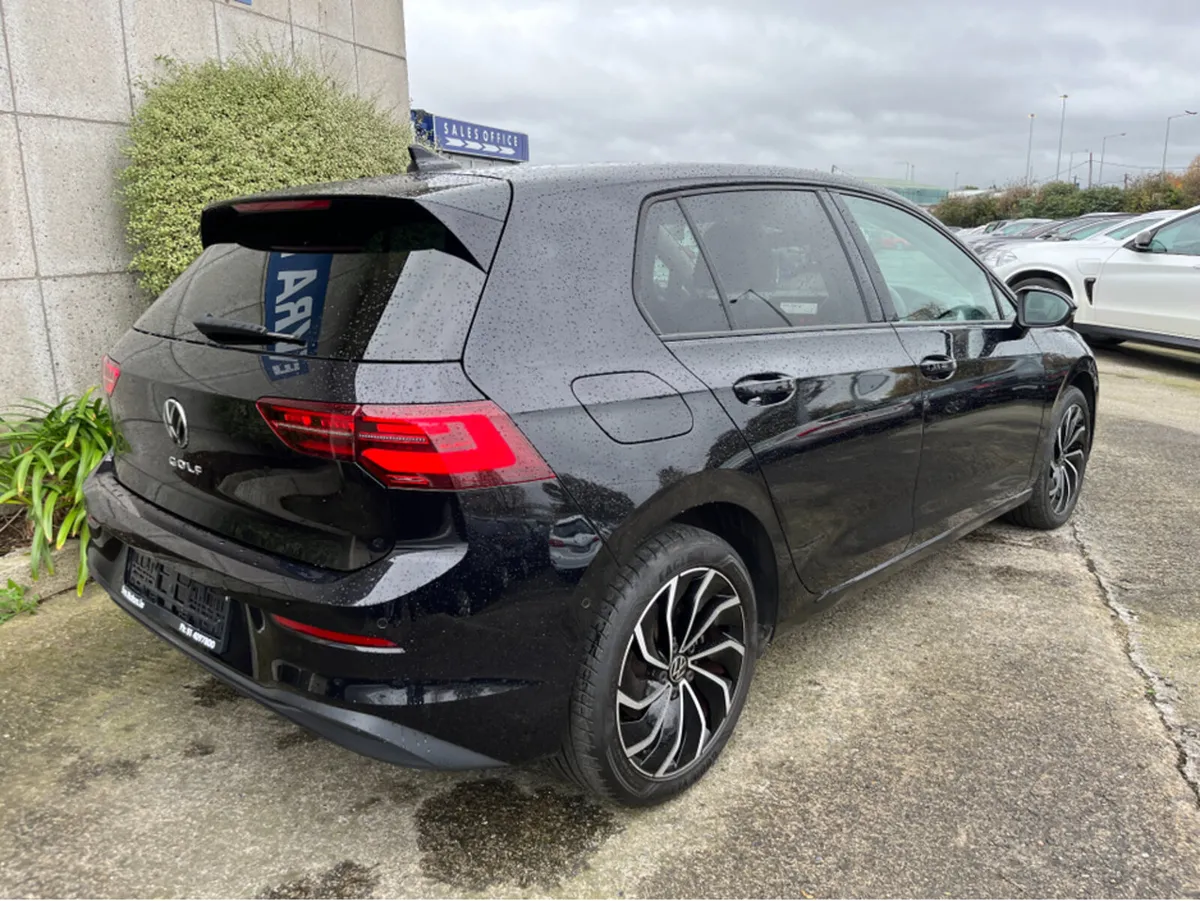 Volkswagen Golf ACTIVE ADVANCE AUTOMATIC 2.0 DIESE - Image 4