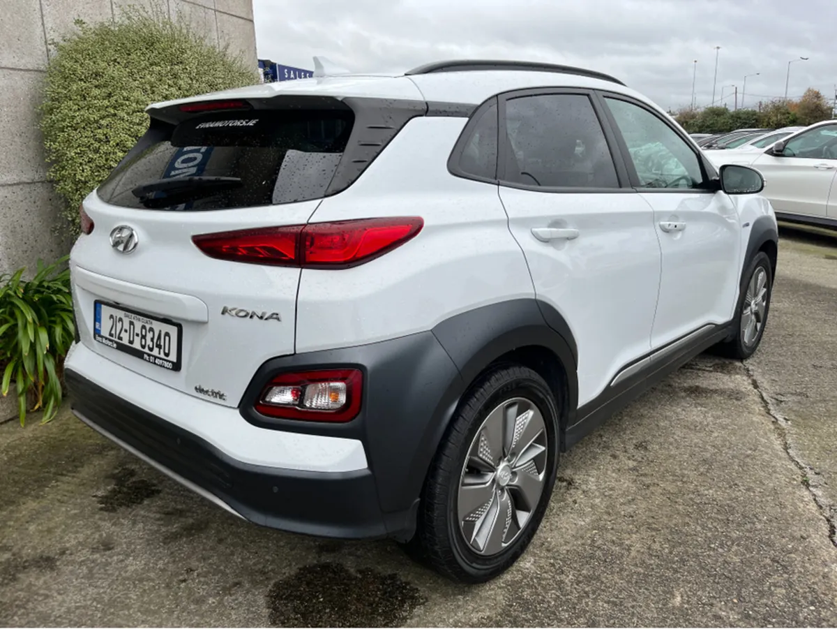 Hyundai KONA KAUAI EV PREMIUM 64KWH //HIGH SPEC//F - Image 4