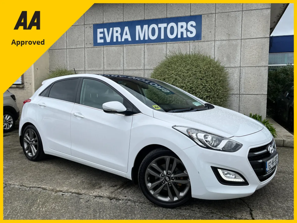Hyundai i30 PREMIUM 1.6 DIESEL //PANORAMIC GLASS R - Image 1
