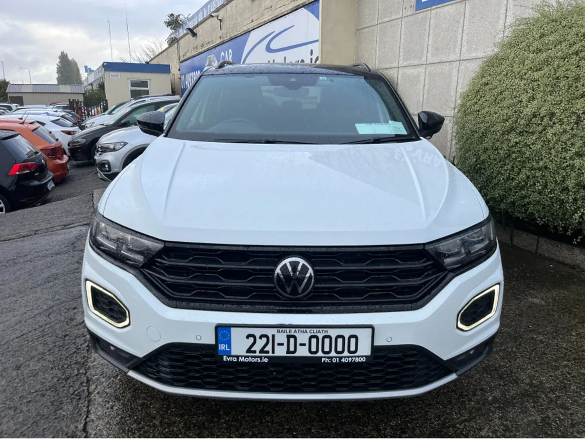 Volkswagen T-Roc STYLE BLACK PACK AUTOMATIC 2.0 DI - Image 2