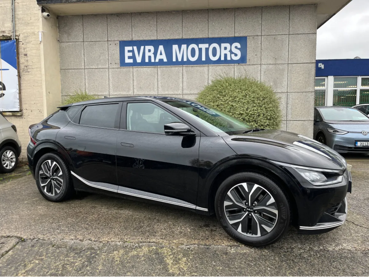 Kia EV6 AIR ELECTRIC //FULL LEATHER//ADAPTIVE CRUI - Image 3