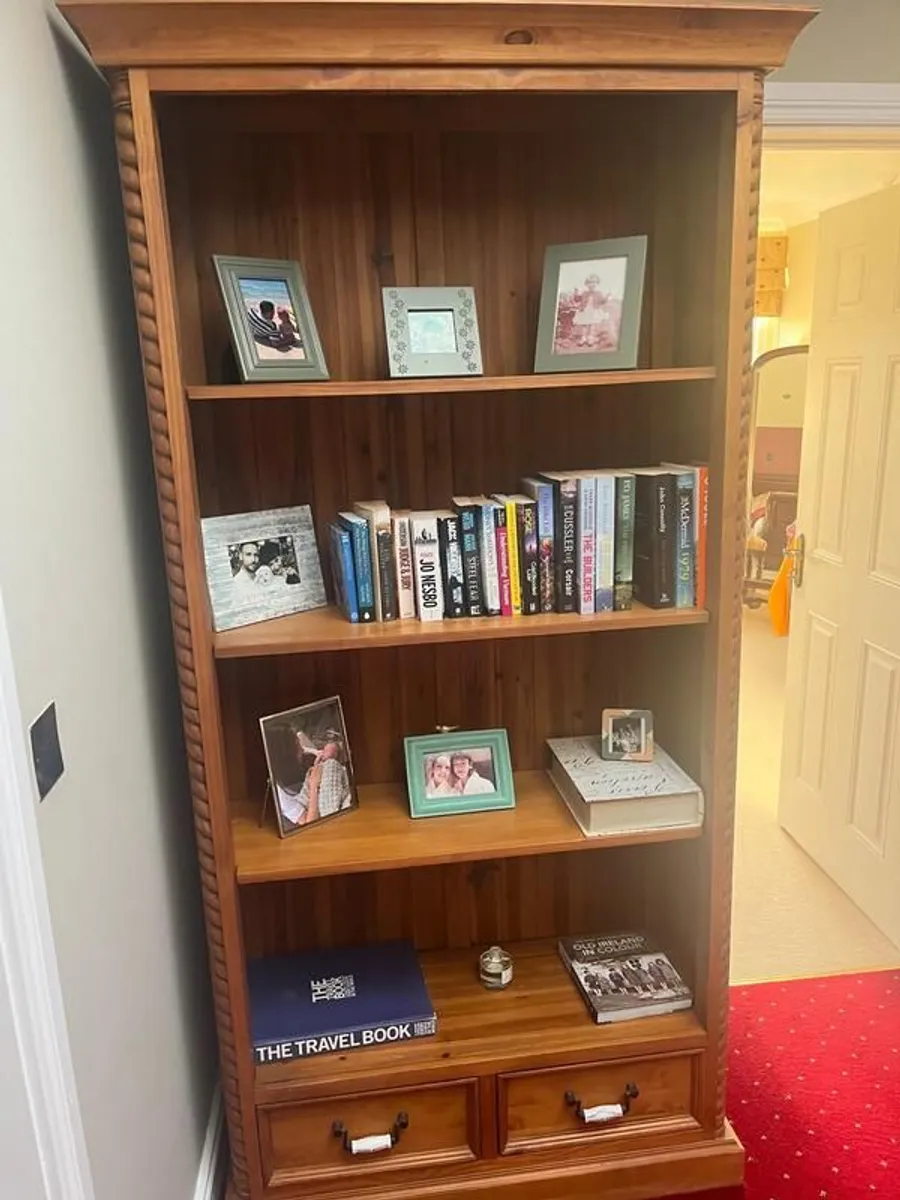 Attractive pine Bookcase