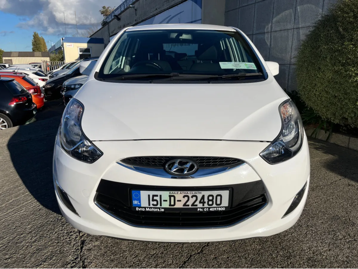 Hyundai ix20 DELUXE AUTOMATIC 1.6 PETROL - Image 3