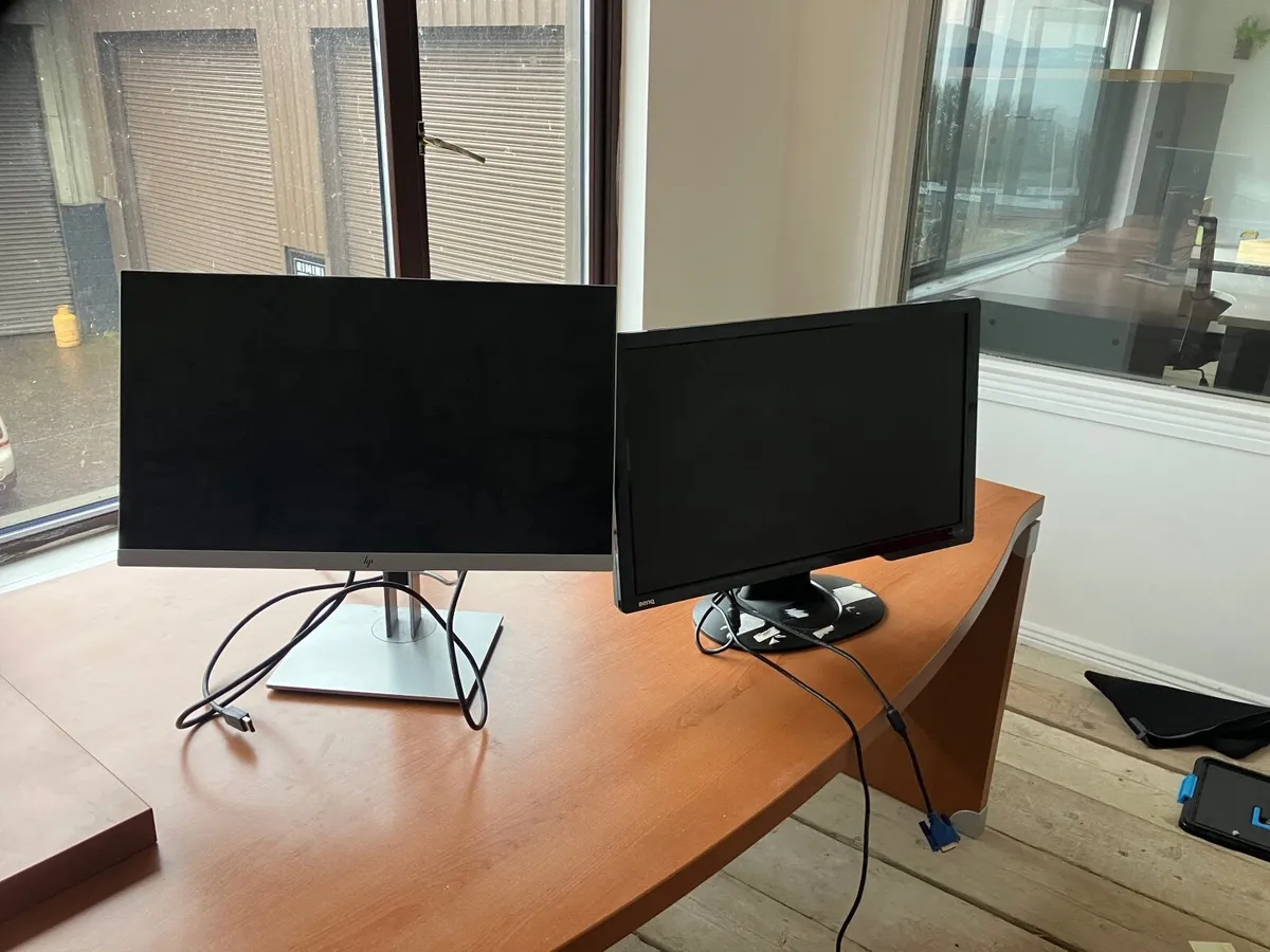 Monitor - Image 1