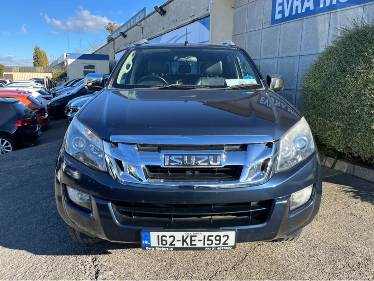 Isuzu D-Max 2.5T DUAL CAB MANUAL 4WD //HIGH SPEC// - Image 2
