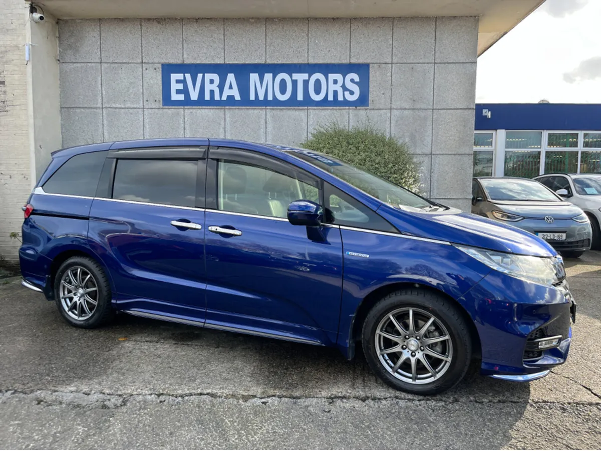 Honda Odyssey ABSOLUTE 7 SEATER HYBRID AUTOMATIC 2 - Image 4