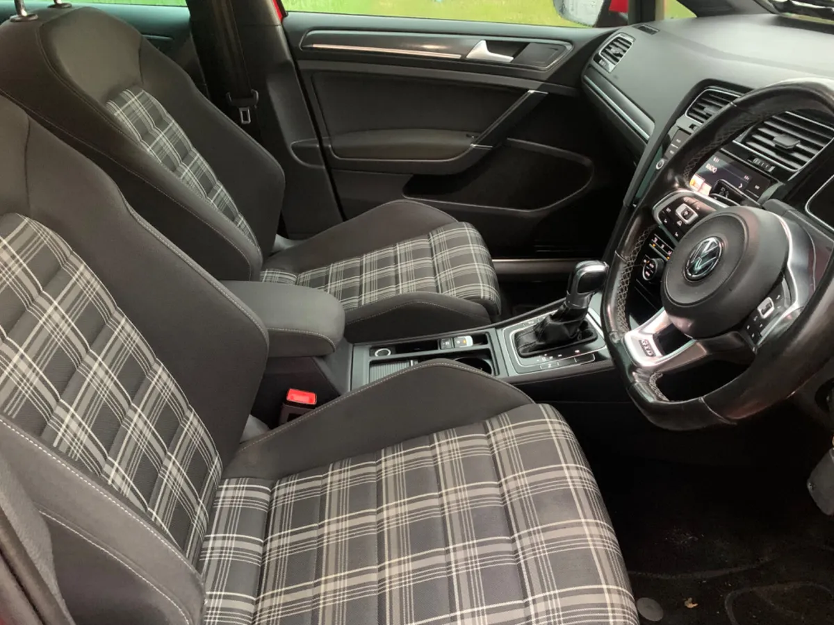 Volkswagen Golf 2017 GTD Auto DSG 185bhp - Image 2