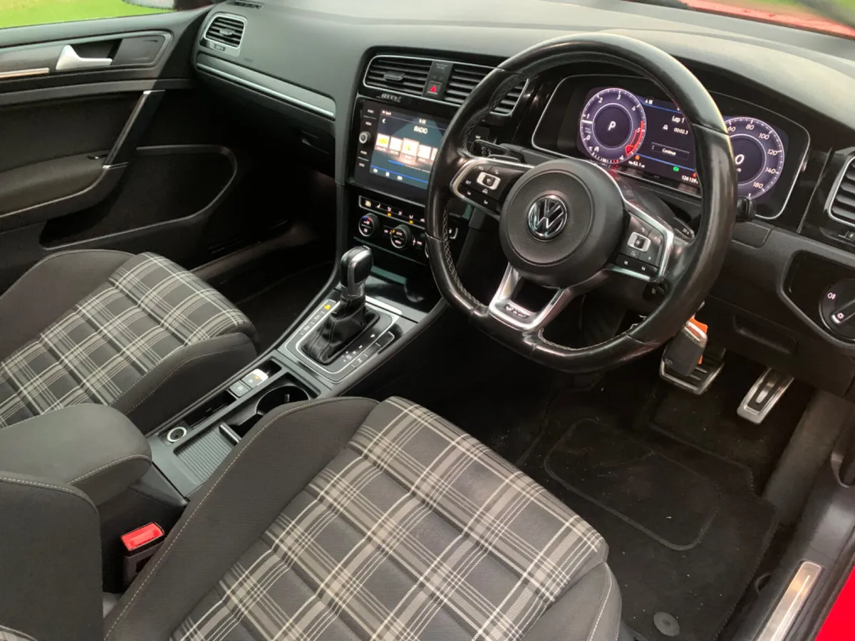 Volkswagen Golf 2017 GTD Auto DSG 185bhp - Image 3