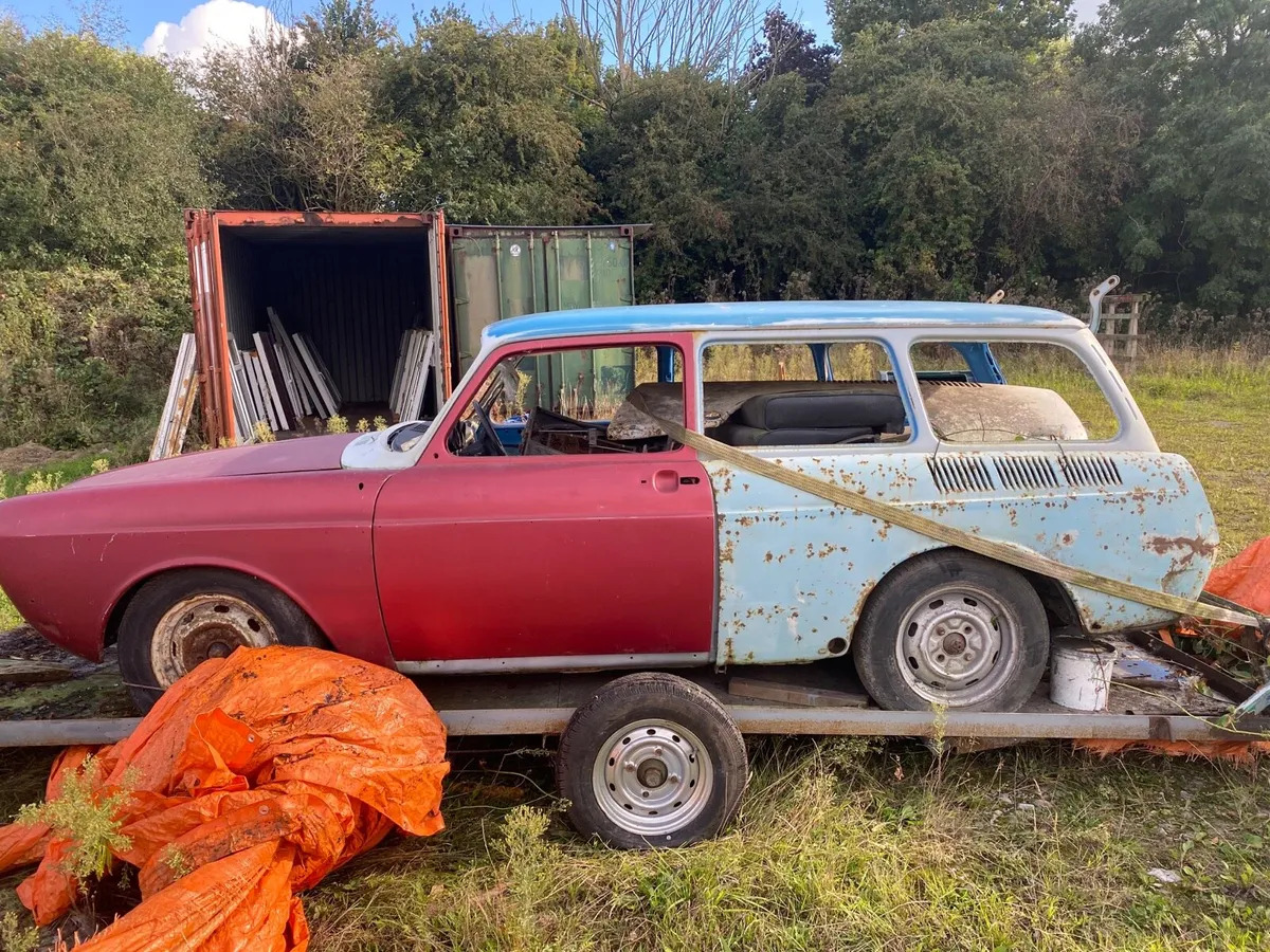 V w car on trailer - Image 3