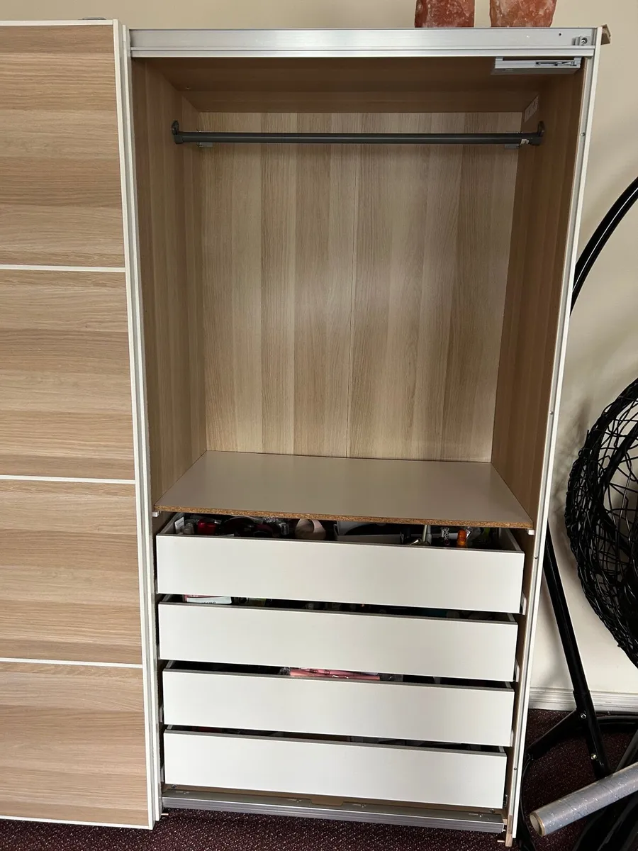 Wardrobe - Image 3