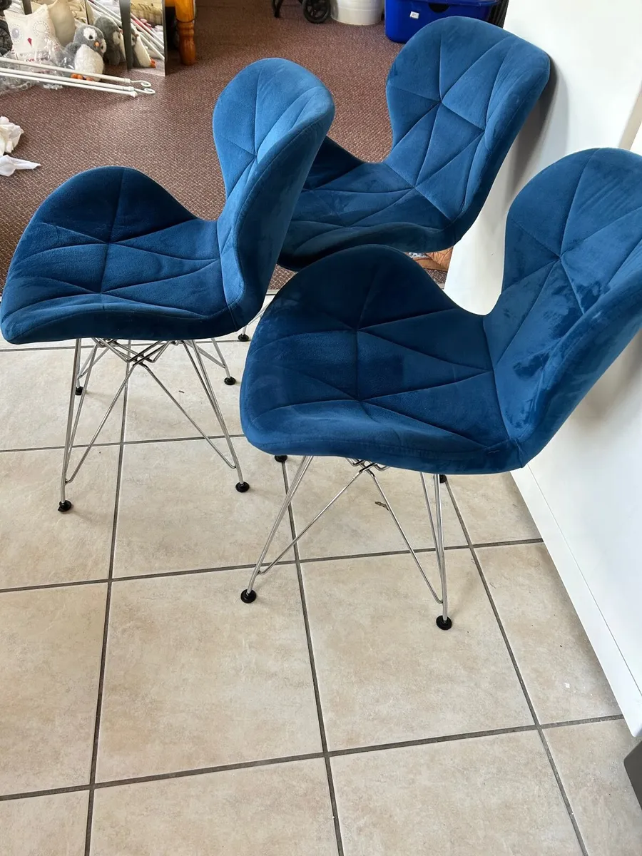 Chairs - Image 2