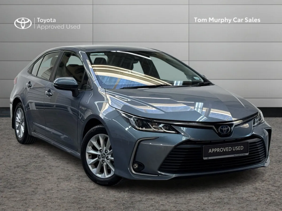 Toyota Corolla COROLLA HYBRID LUNA SAL - Image 1
