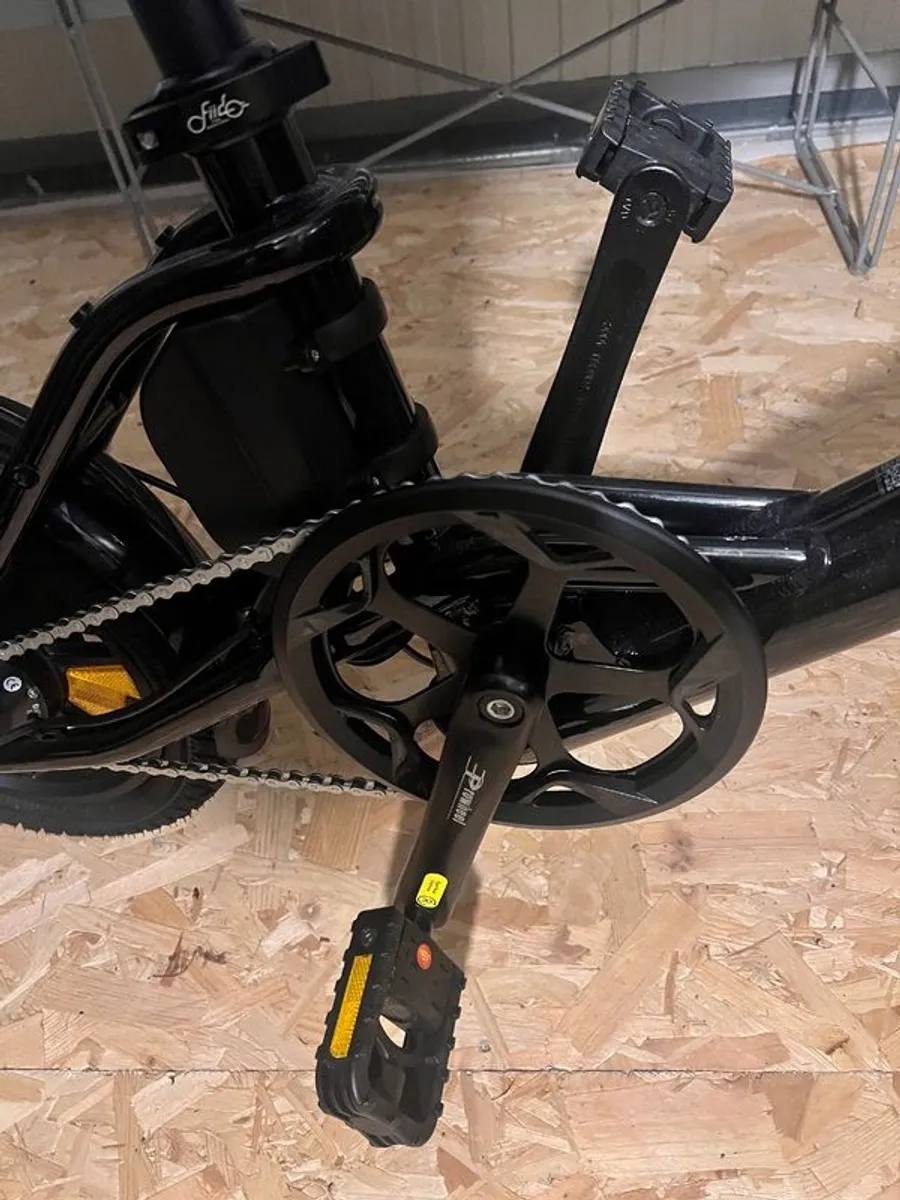 Fiido Folding E-Bikes x2 As New - Image 4