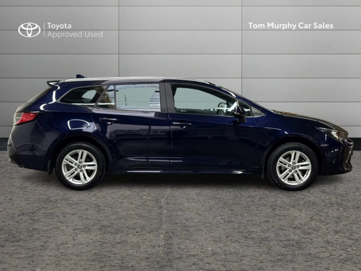Toyota Corolla COROLLA HYBRID LUNA TS - Image 3