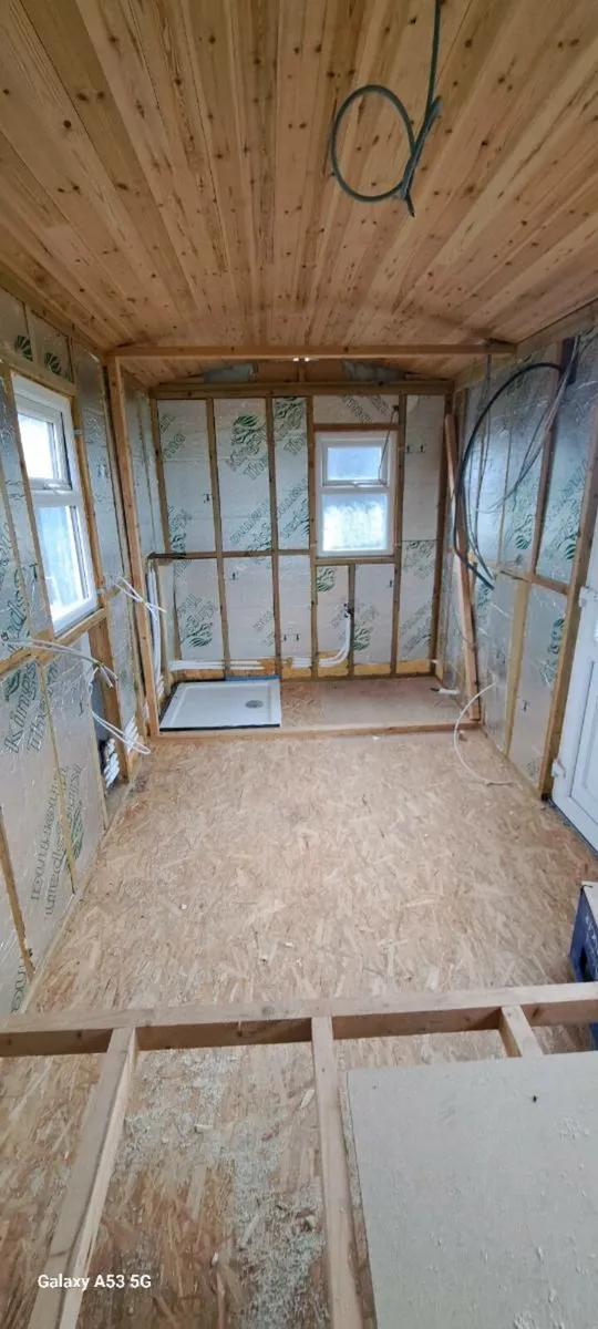 Shepherds hut  glamping - Image 4