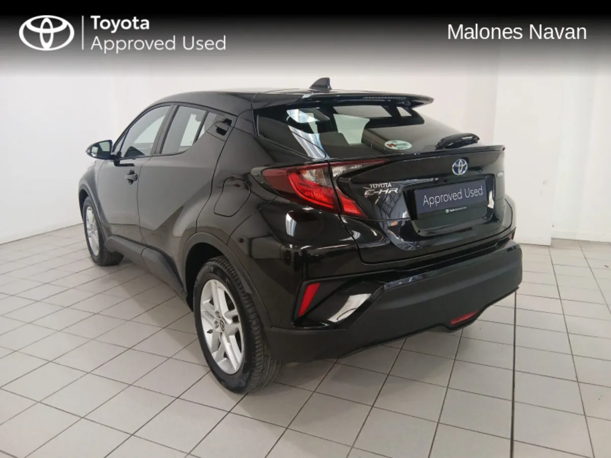 Toyota C-HR HYBRID LUNA 4DR AUTO - Image 2