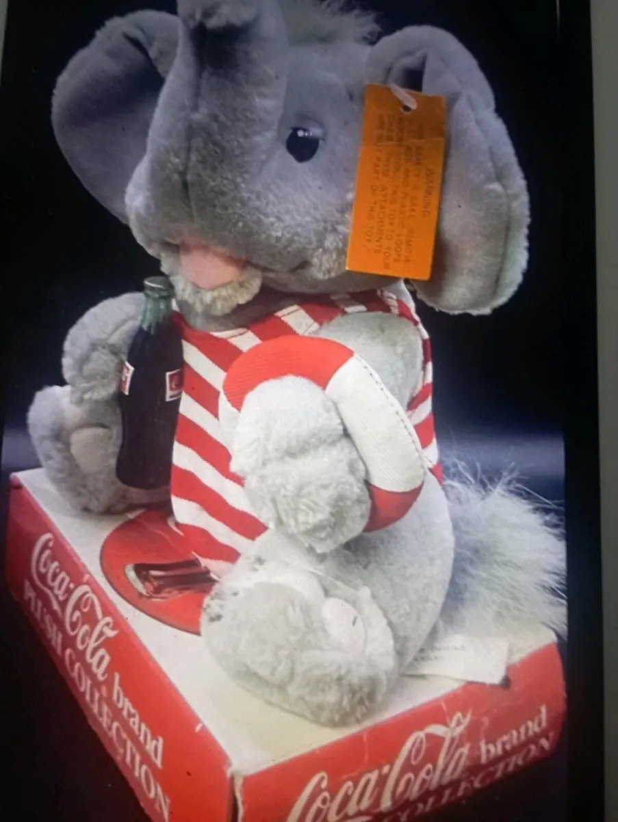 VINTAGE 1996 COCA-COLA ELEPHANT PLUSH BY PLAY - Image 2
