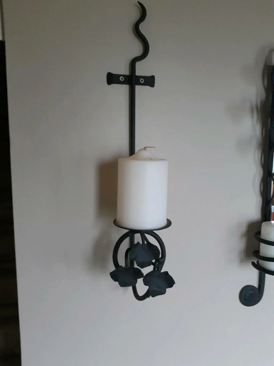 Console table, mirror ,2 wall mounted candle holde - Image 1