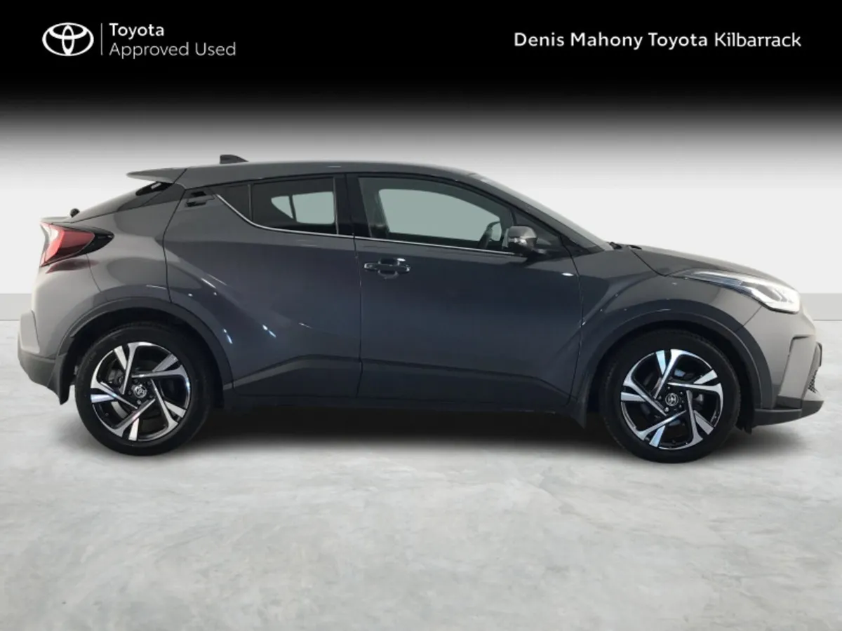 Toyota C-HR HYBRID SPORT - Image 3