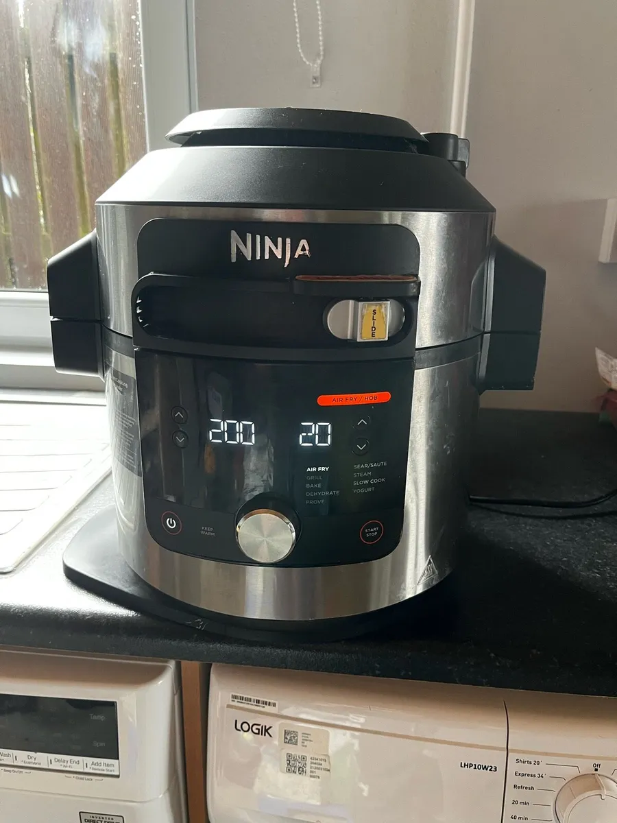 Ninja air fryer - Image 1
