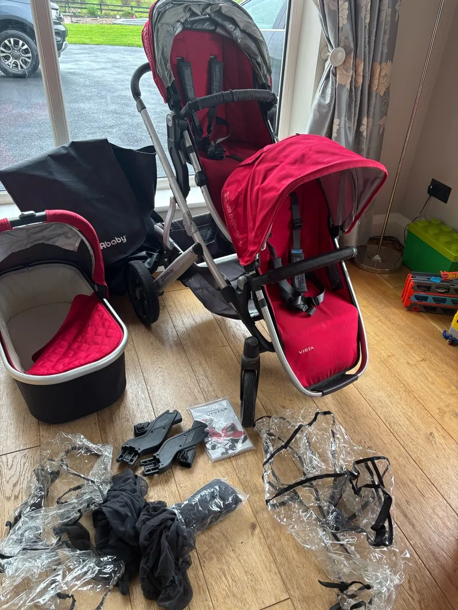 Uppababy vista travel system - Image 1