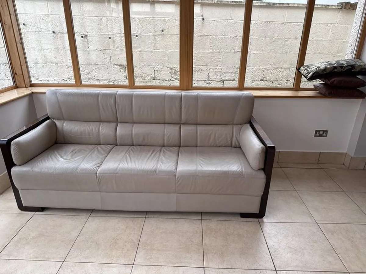 sofa - two 3 seaters. Beige Italian leather and dark wood - Image 2