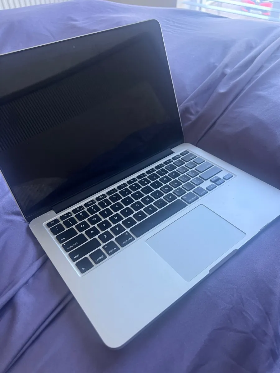 Mac book Pro 2014 Retina 13inch Mid - Image 1