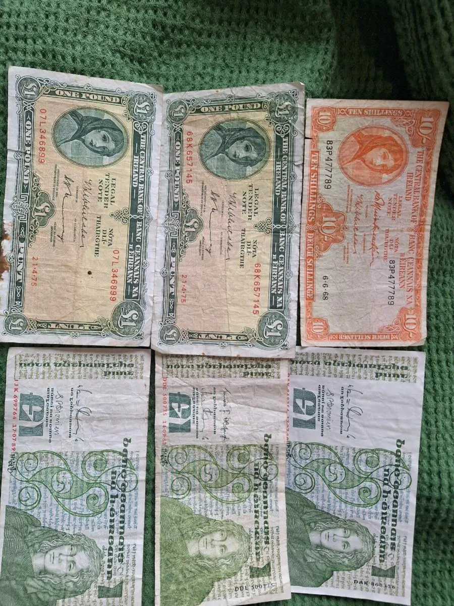 Old irish currency - Image 1
