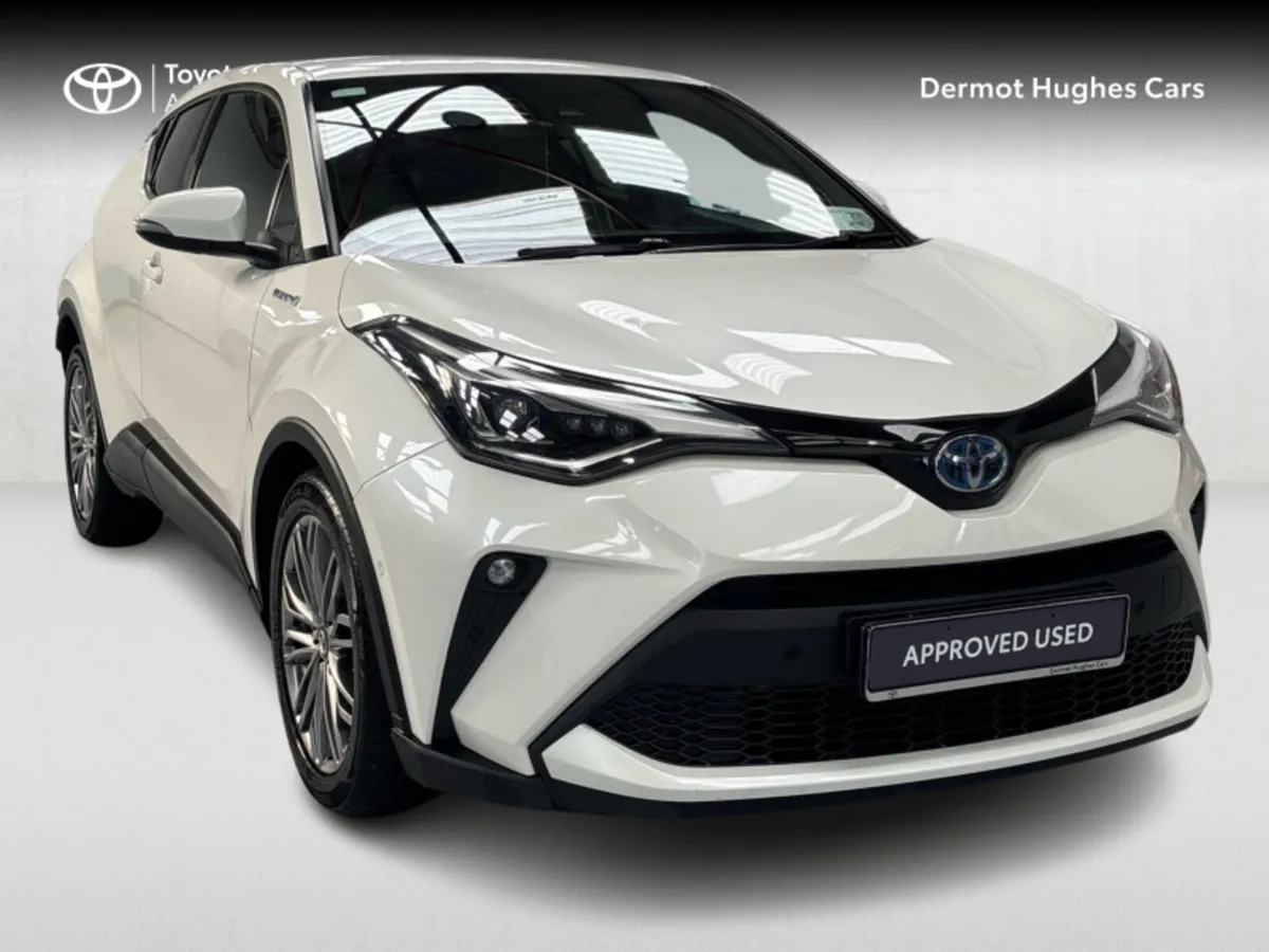 Toyota C-HR 1.8 HYBRID SOL AUTO - Image 1