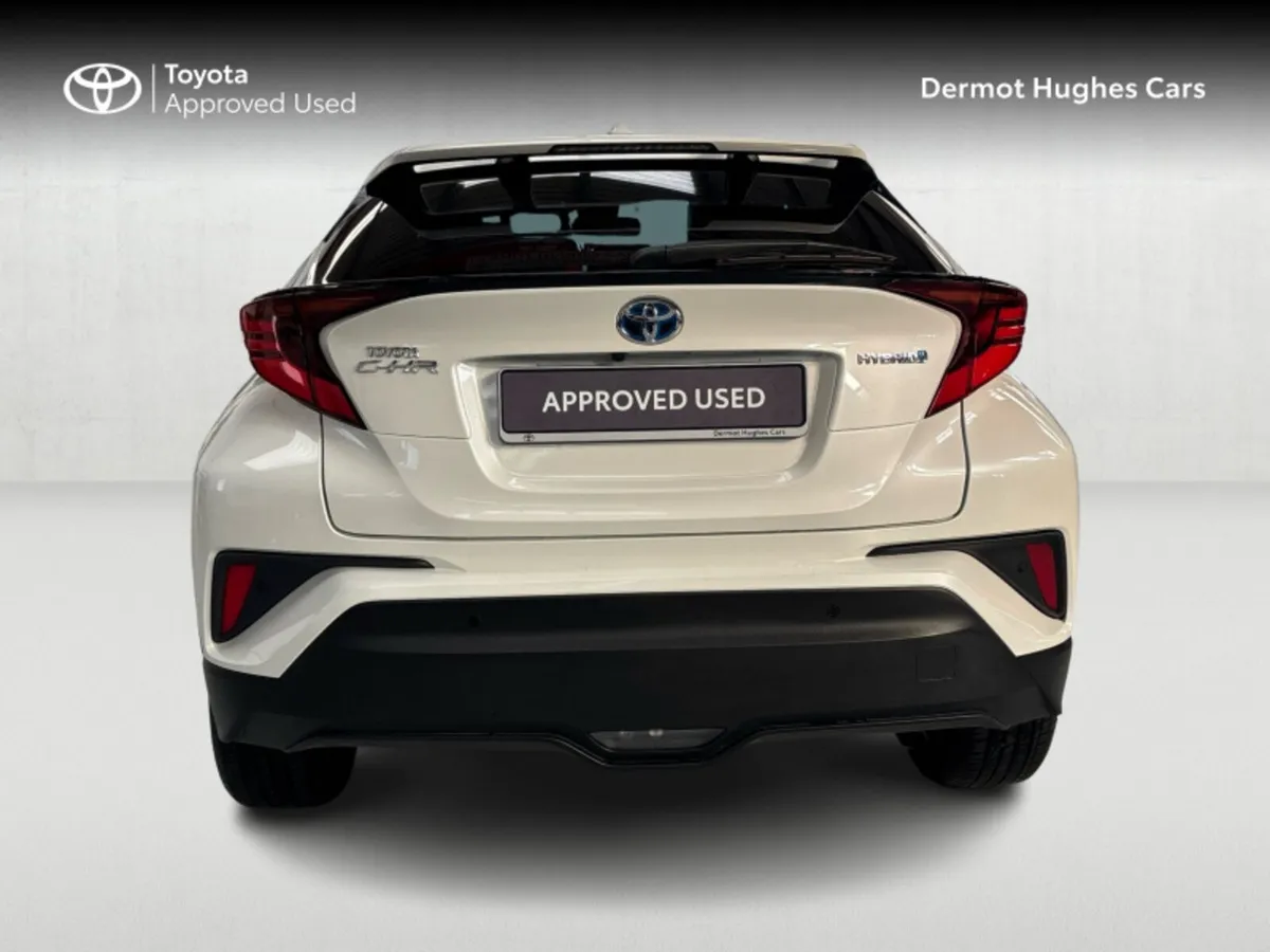 Toyota C-HR 1.8 HYBRID SOL AUTO - Image 4