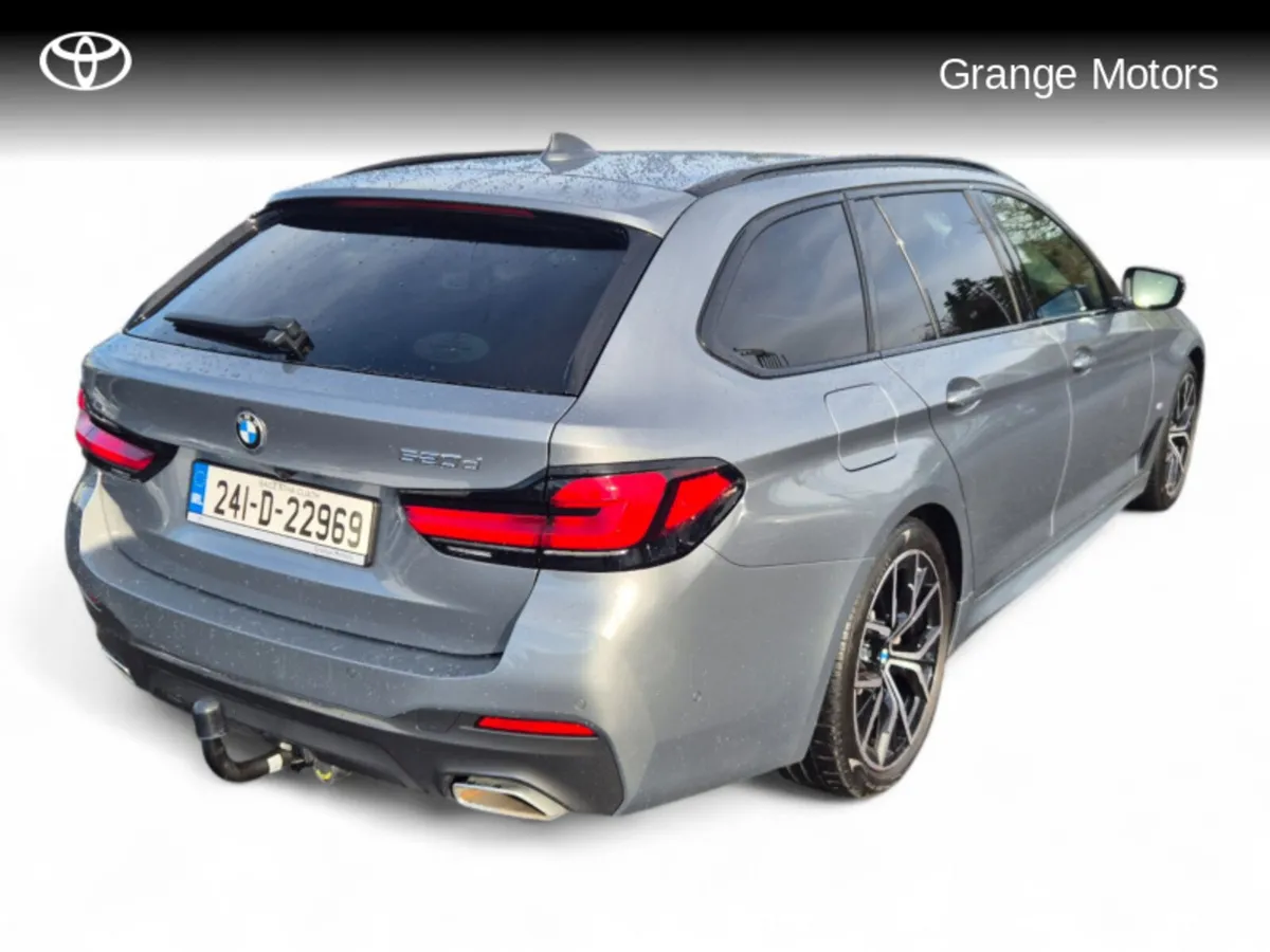 BMW 5-Series M SPORT TOURING(ESTATE) 5DR AUTO - Image 3