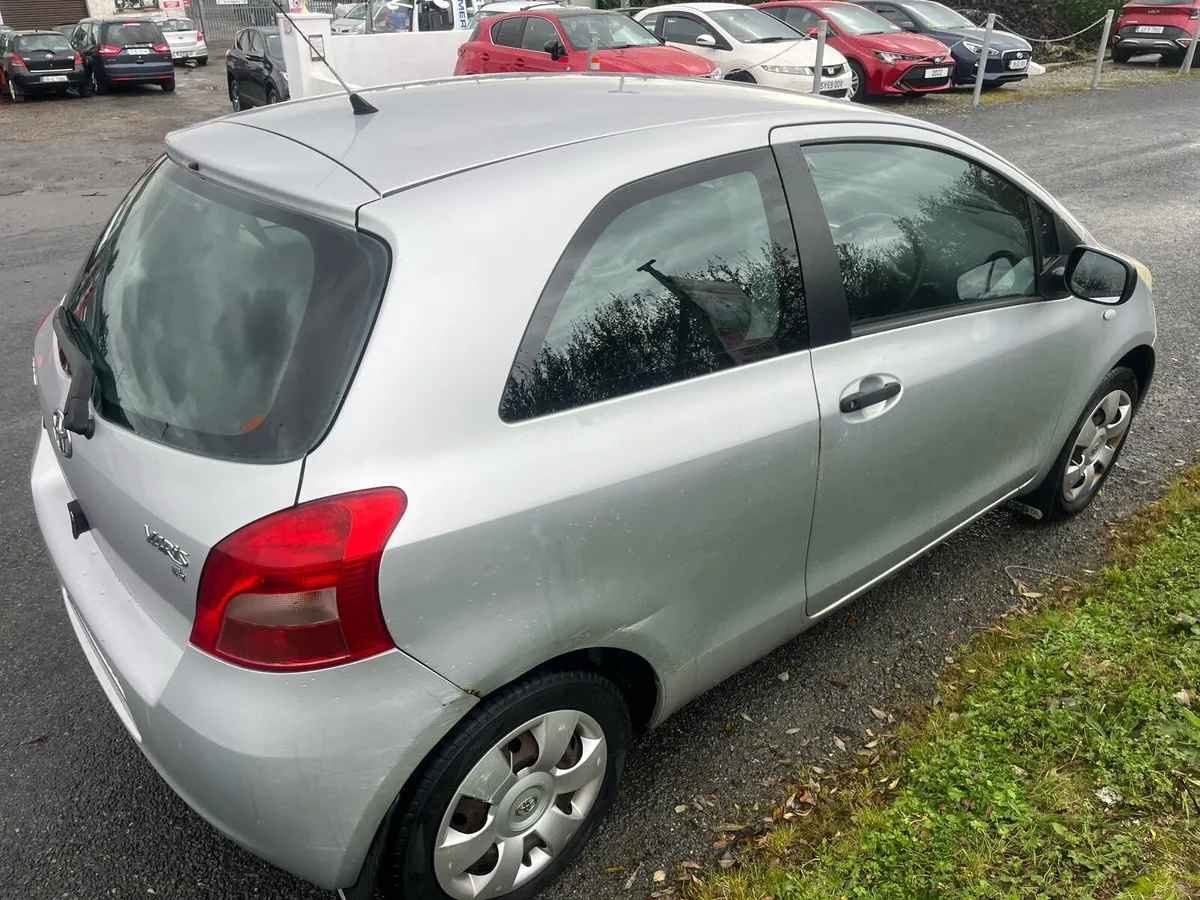 07 Toyota Yaris 1.0 - Image 3