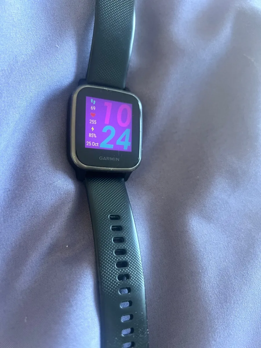 Apple, Garmin and Fitbit Bundle - Image 3