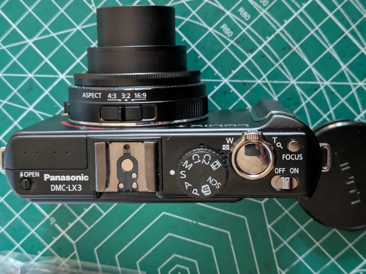 Panasonic Lumix LX3 Leica Vario-Summicron 💥 CCD - Image 2