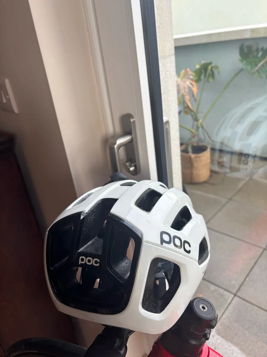POC VENTRAL MIPS HELMET - Image 3
