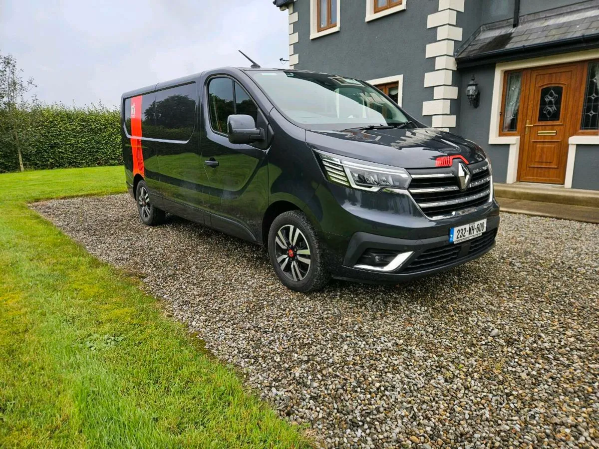 Renault Trafic - Image 1