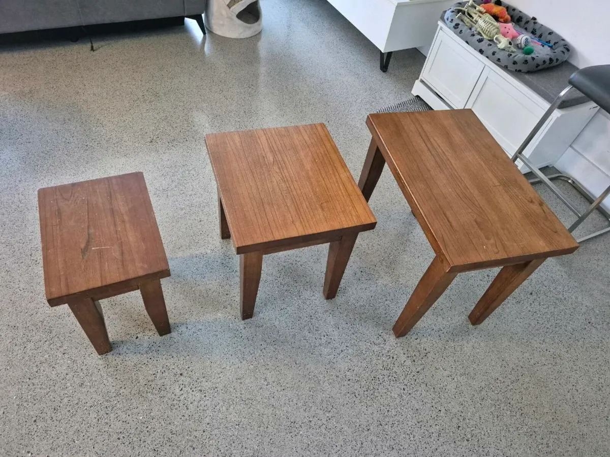 Nest of tables - Image 2