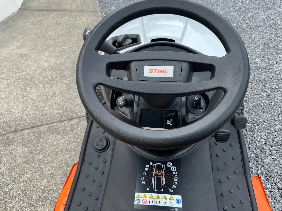 Stihl ride on mower - Image 2