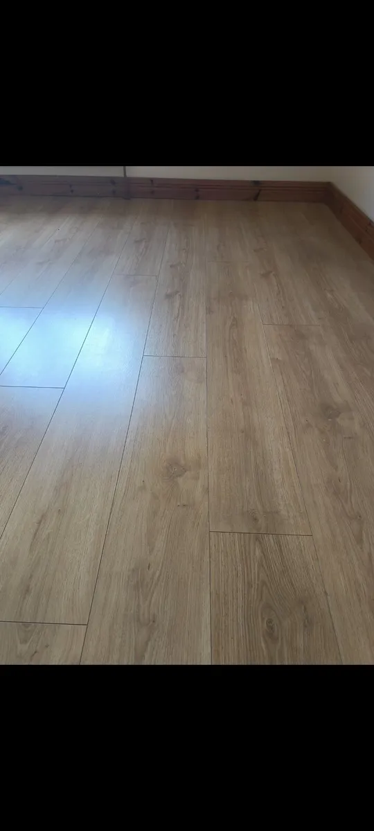 Used Laminate flooring - Image 2