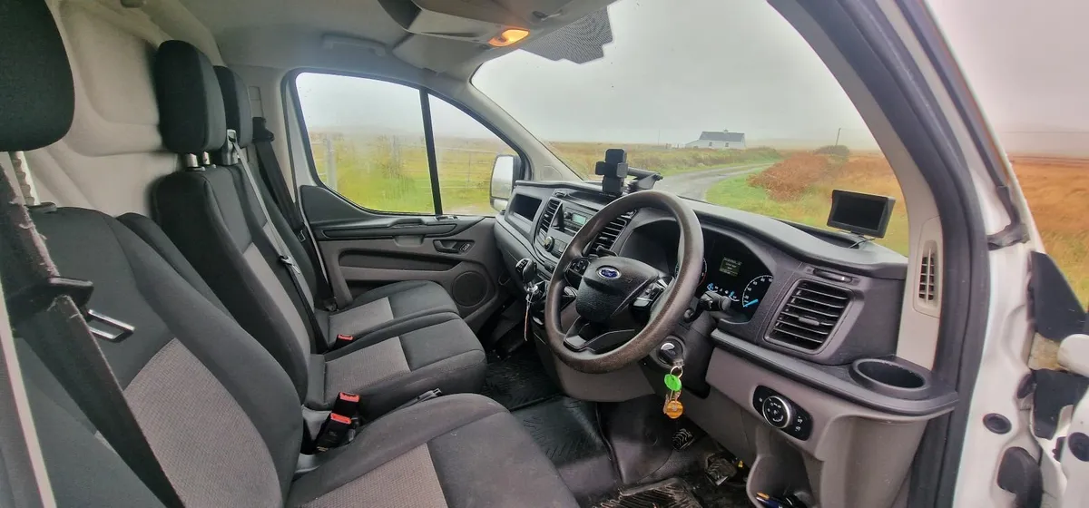 Ford Transit Custom 2019 - Image 3