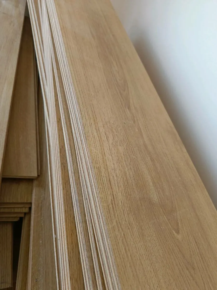 Used Laminate flooring - Image 3