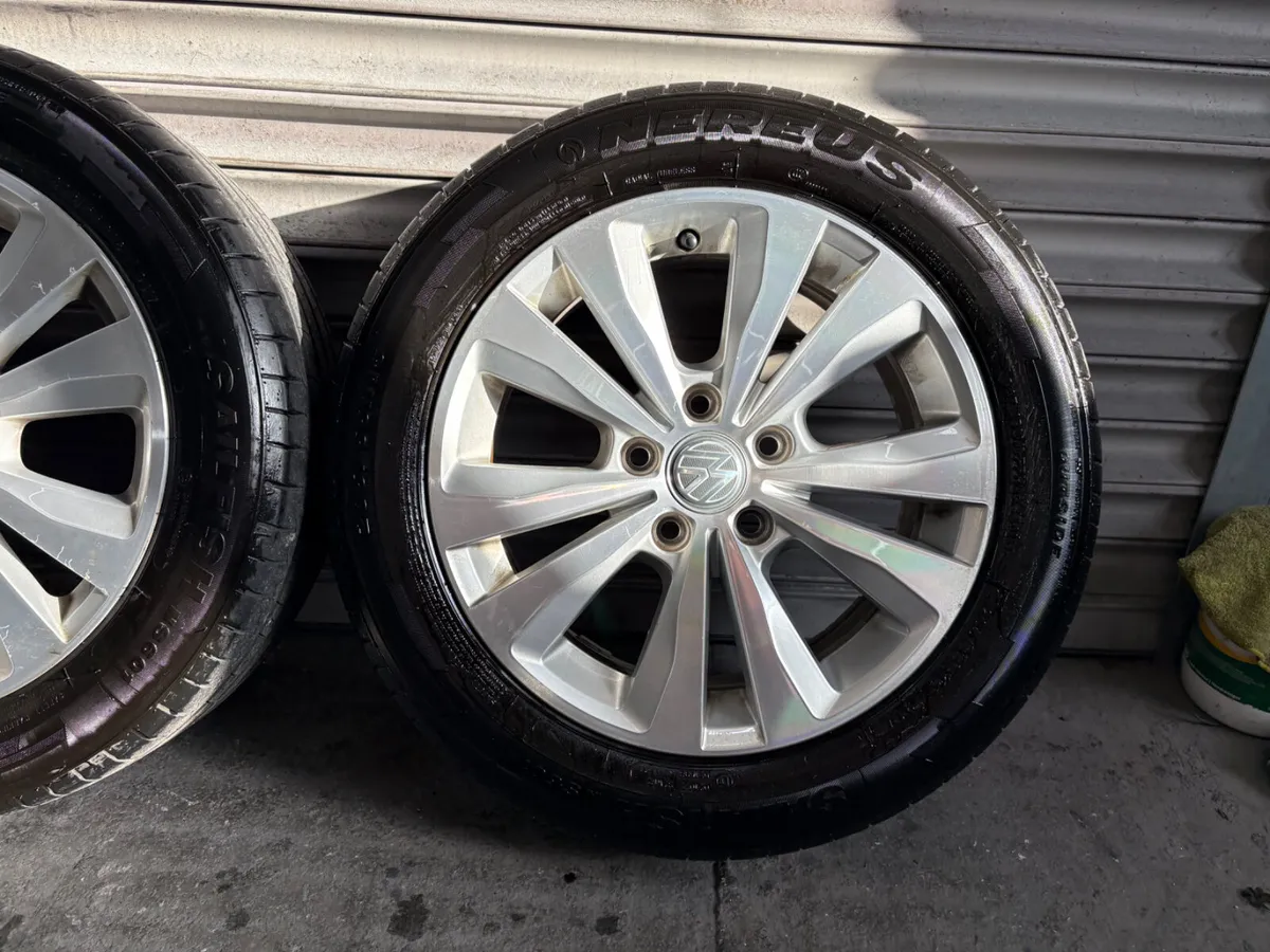 Volkswagen Golf 16” Alloys - Image 3