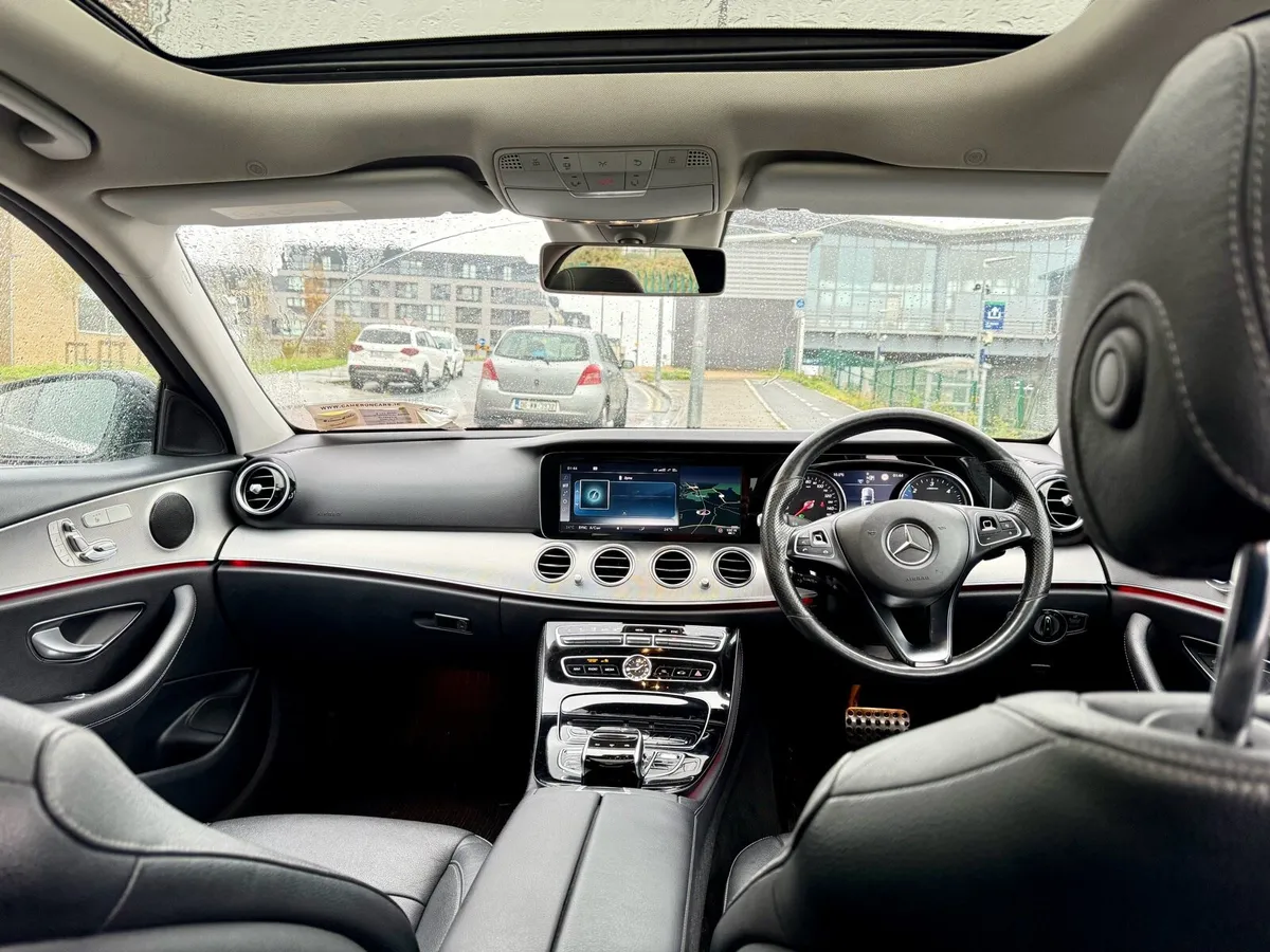 E class Mercedes - Image 4