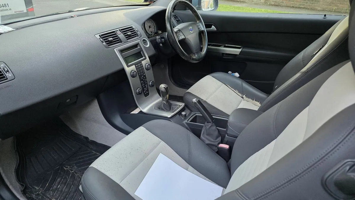 Volvo C30 2007 - Image 2