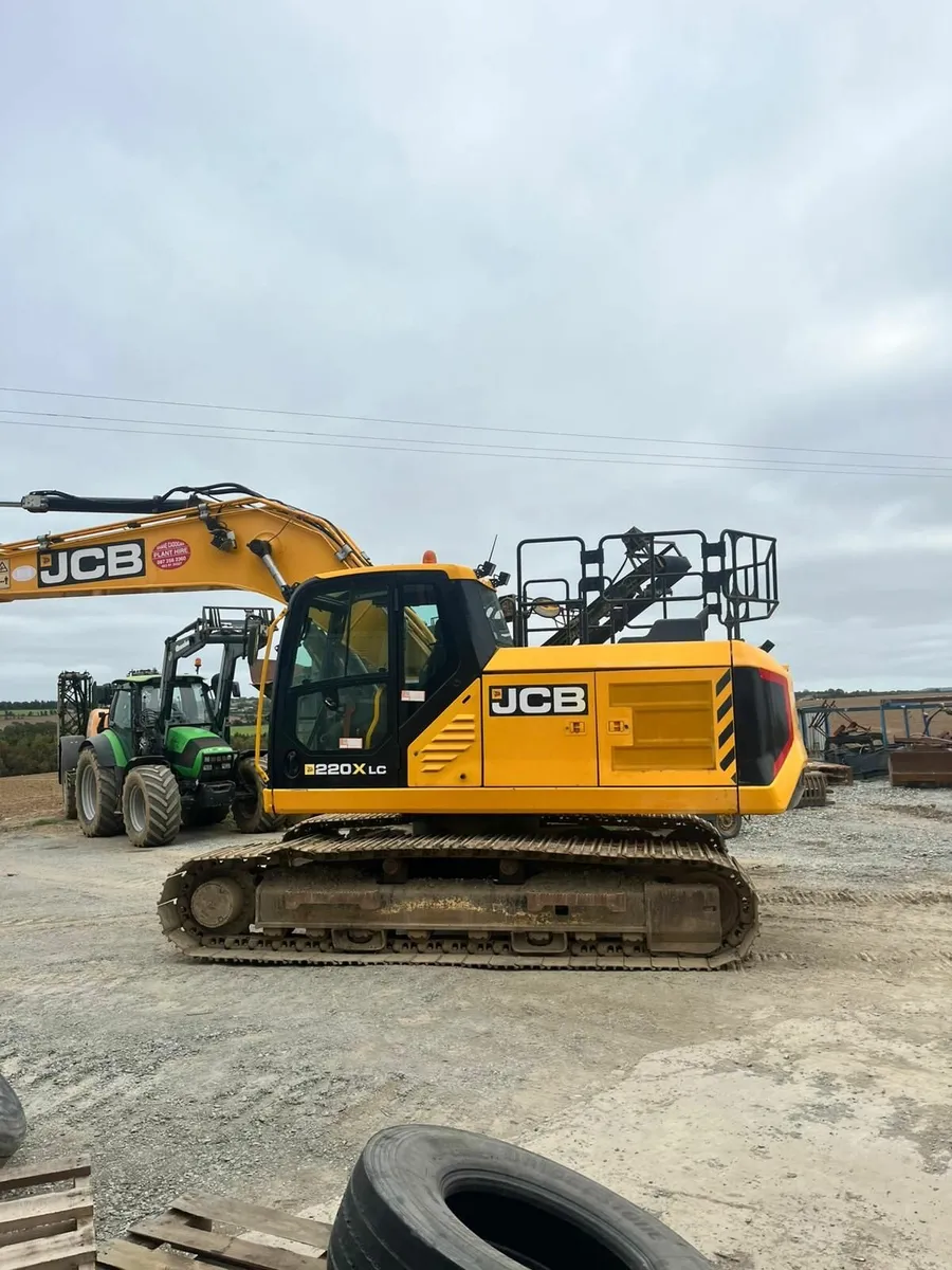 JCB 220XLC - Image 4