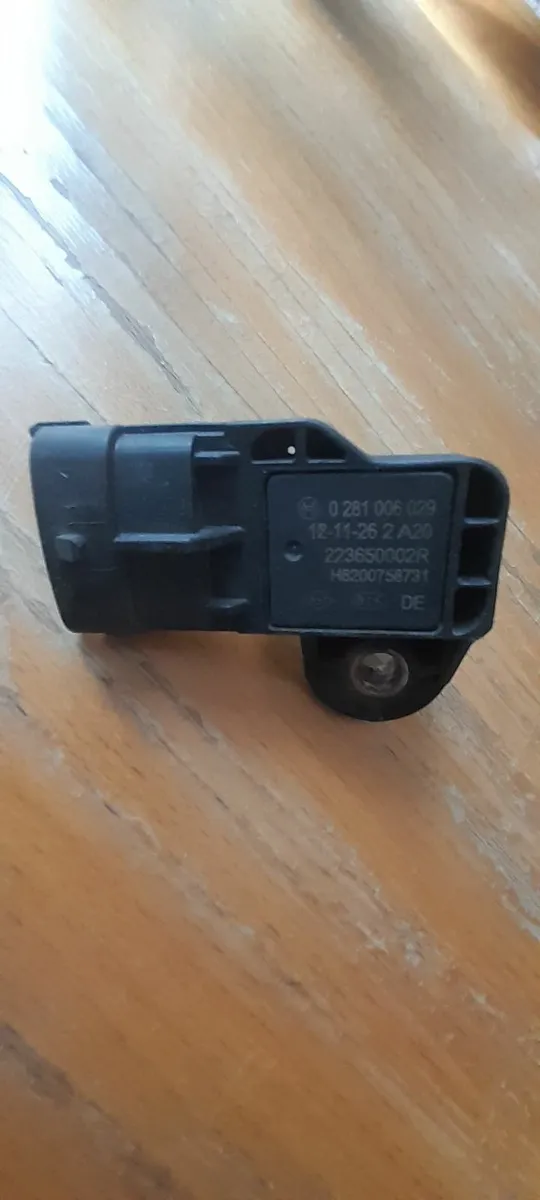 Renault Clio 0.9 Tce Some Parts - Image 4