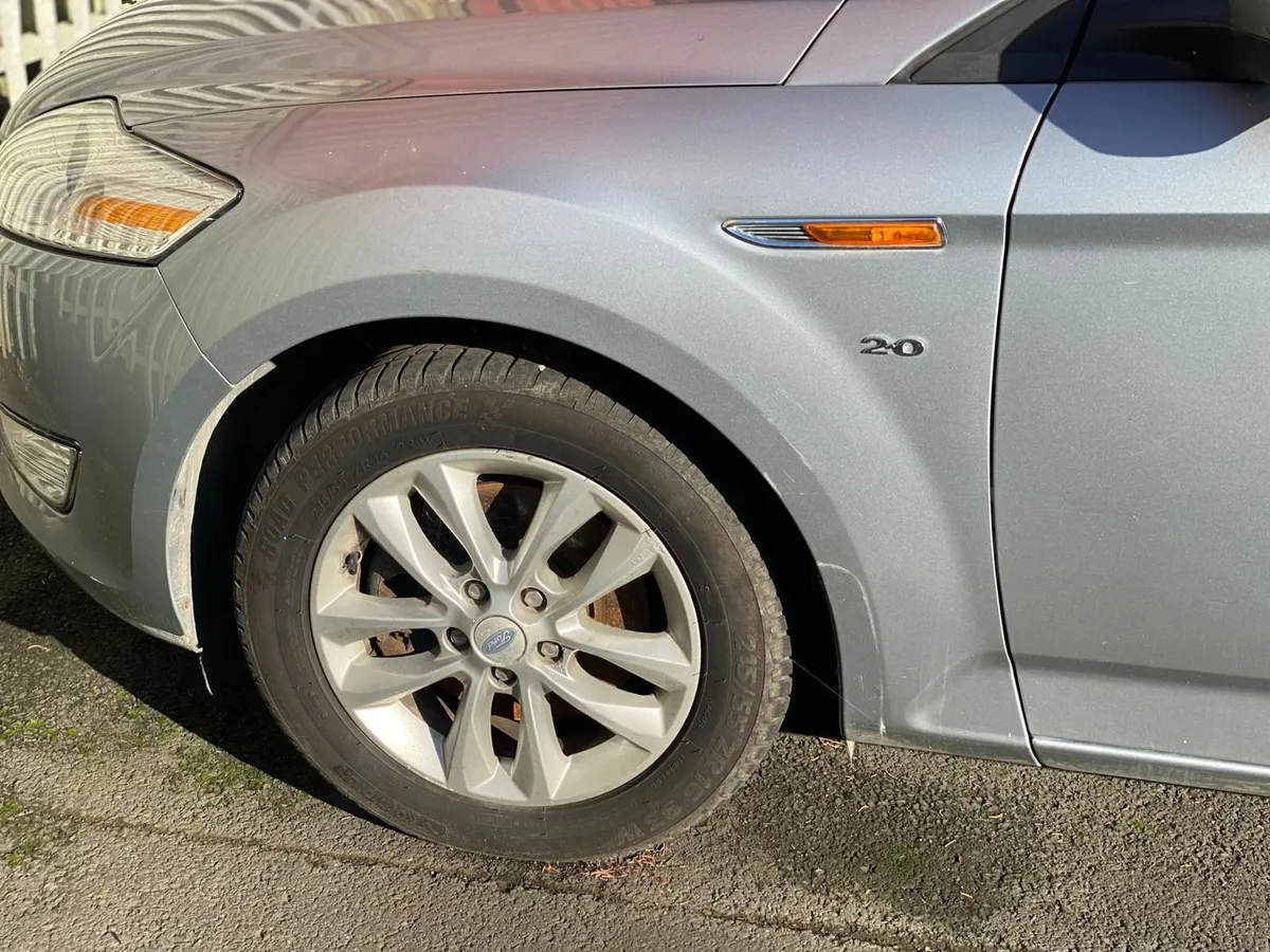Ford Mondeo 2010 - Image 4