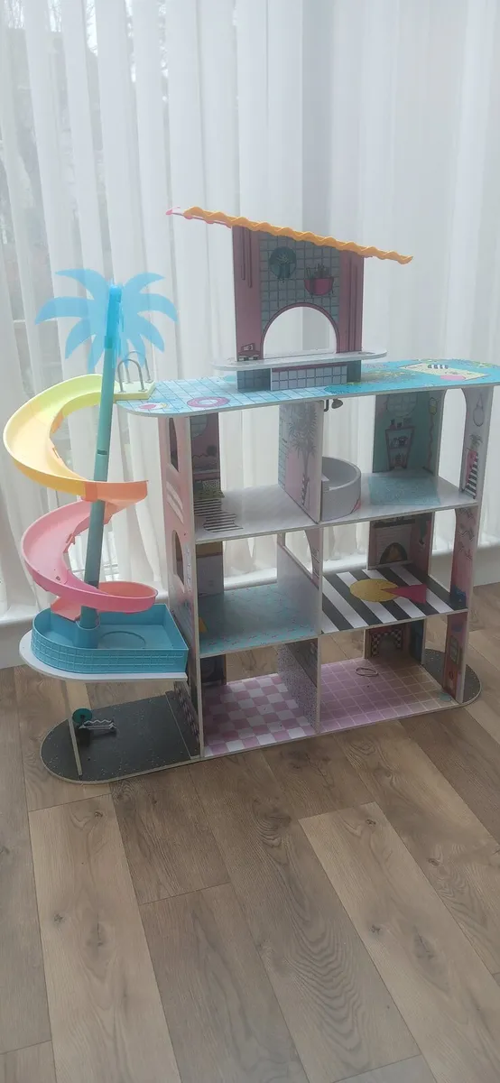 Lol dolls house